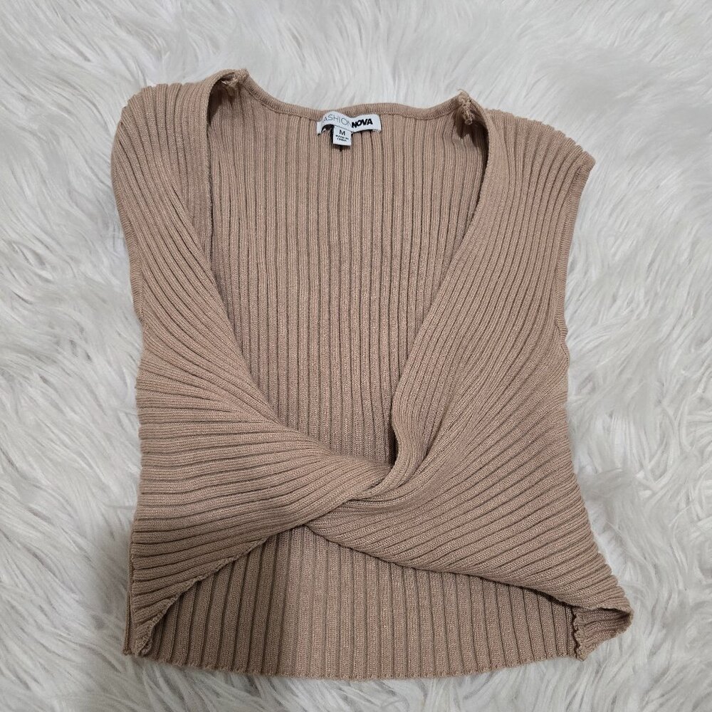 Fashion Nova Knitted Crop Top Size M